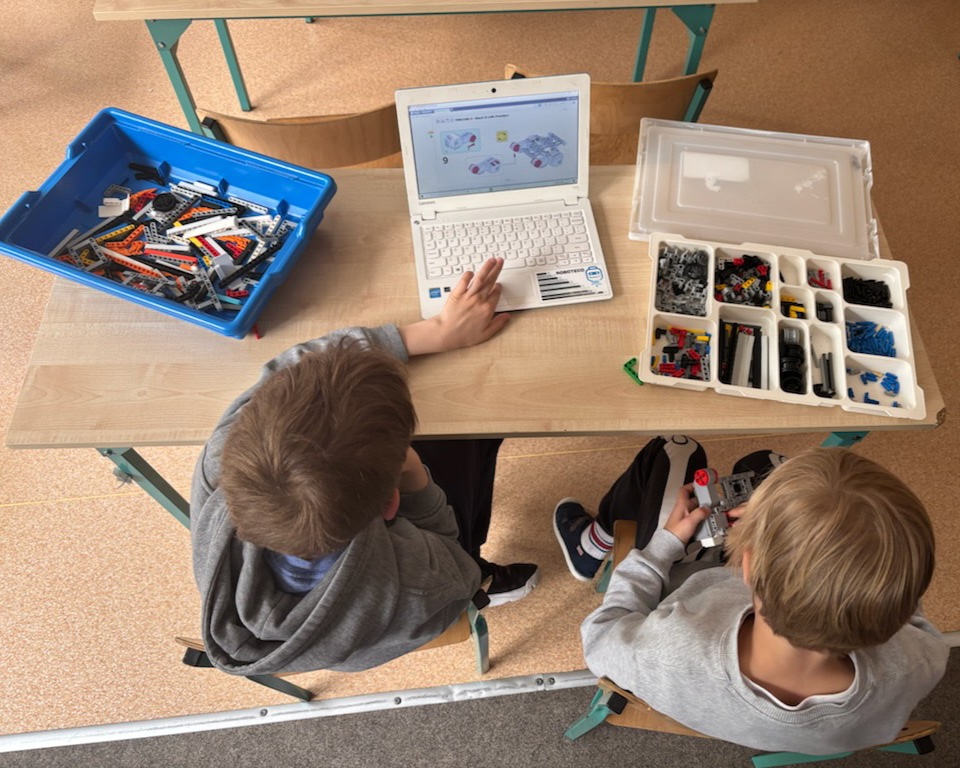 Roboty, które budowaliśmy sami!